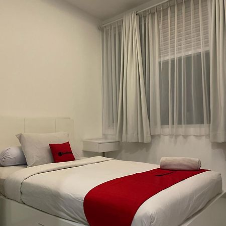 Reddoorz Plus Near Parahyangan University Бандунг Екстериор снимка